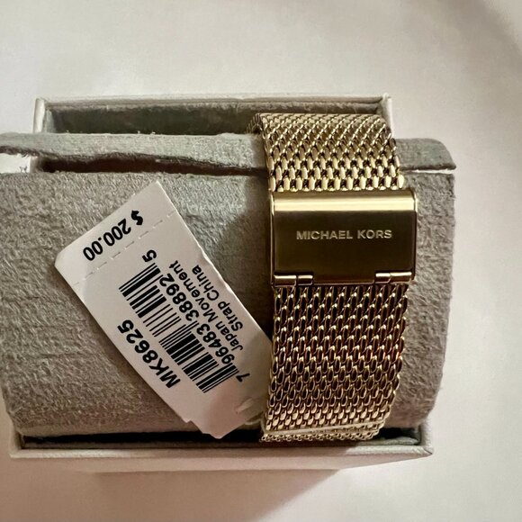 Michael Kors Men's Slim Runway Three-Hand Gold-Tone Steel Mesh Band Watch MK8625 - Picture 4 of 4